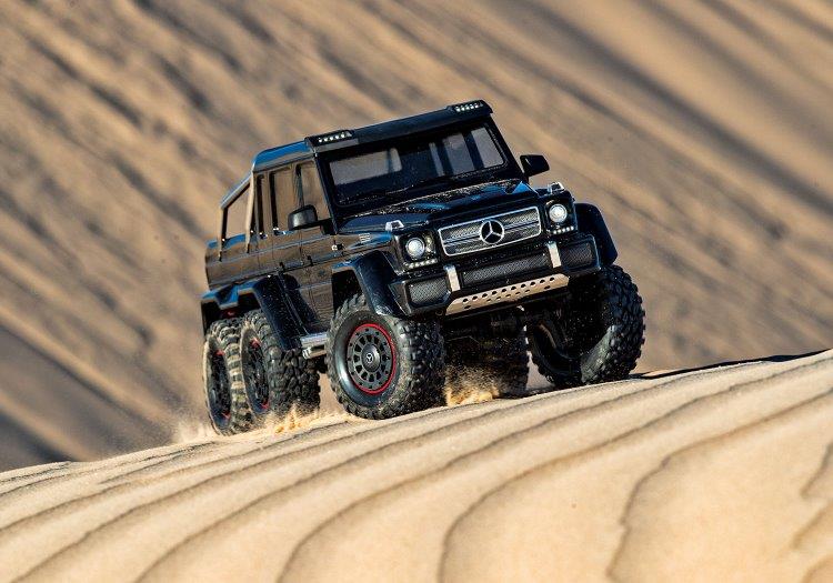 Traxxas TRX-6 Mercedes-Benz G63 AMG 6X6 TQi RTR Clipless Svart - 11