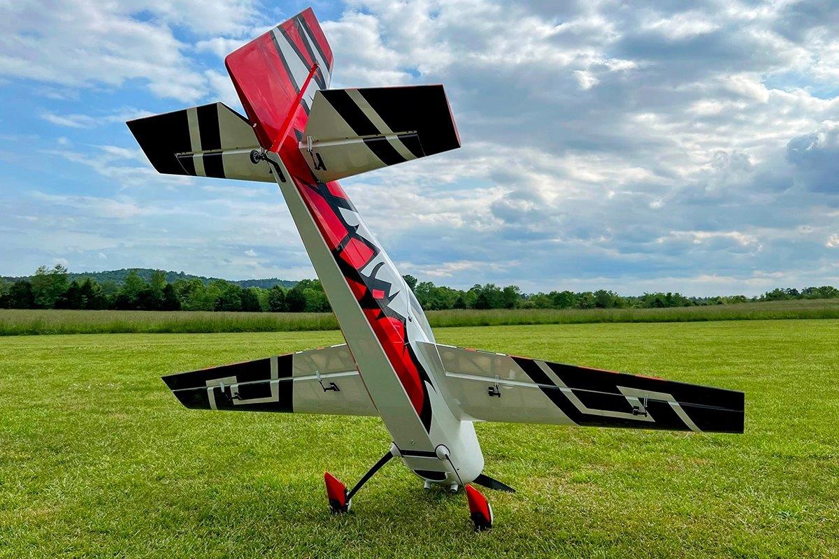 ExtremeFlight 104tum Edge 540T Red/White 2,64m - 2