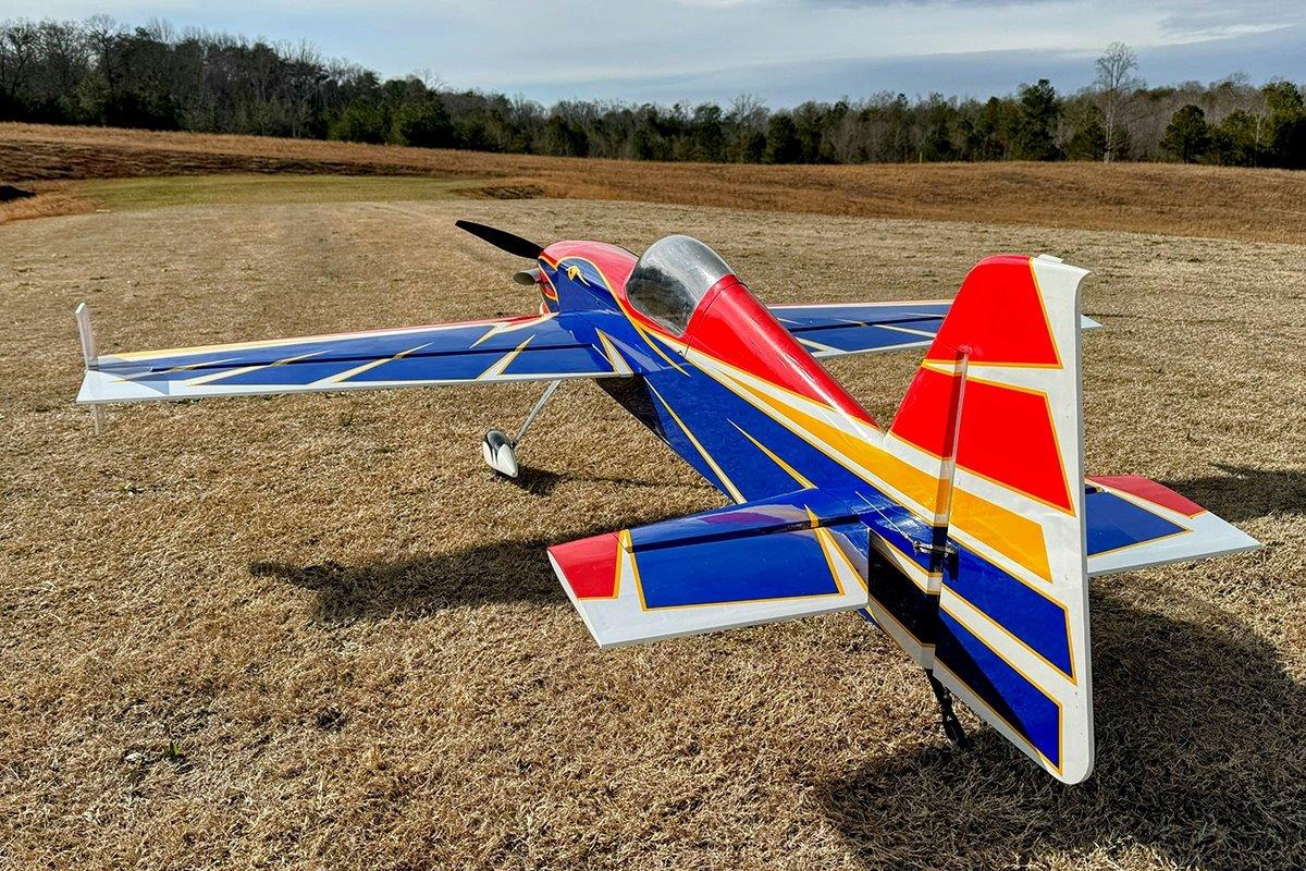 ExtremeFlight 88tum Raven - Red/Blue/White 2,24m - 2