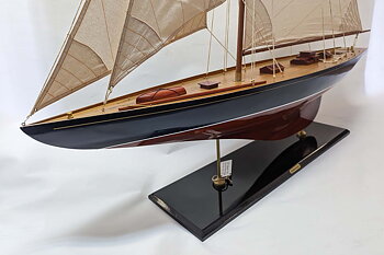 Endeavour J-båt modell 124x165 cm