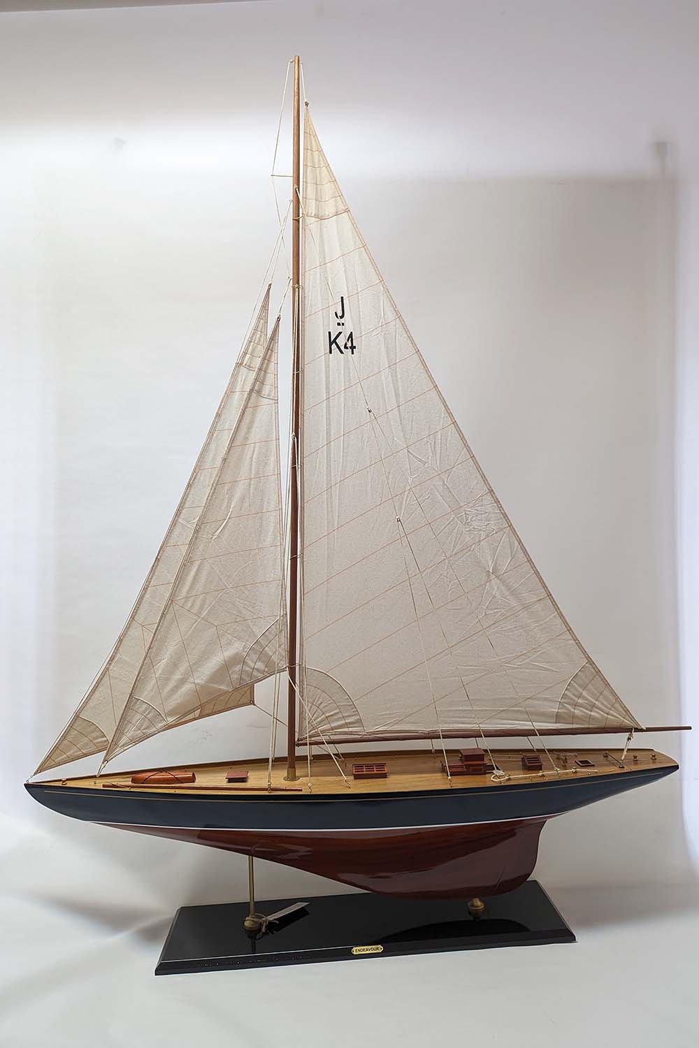 Endeavour J-båt modell 124x165 cm - 4