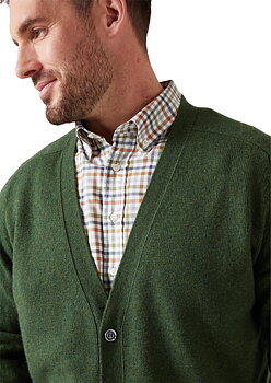 Cardigan 100 % mjuk lammull grön från Alan Paine