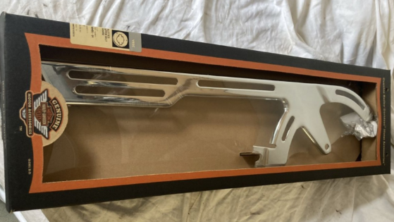 Bakre Beltskydd övre V-Rod 2000- ,Chr