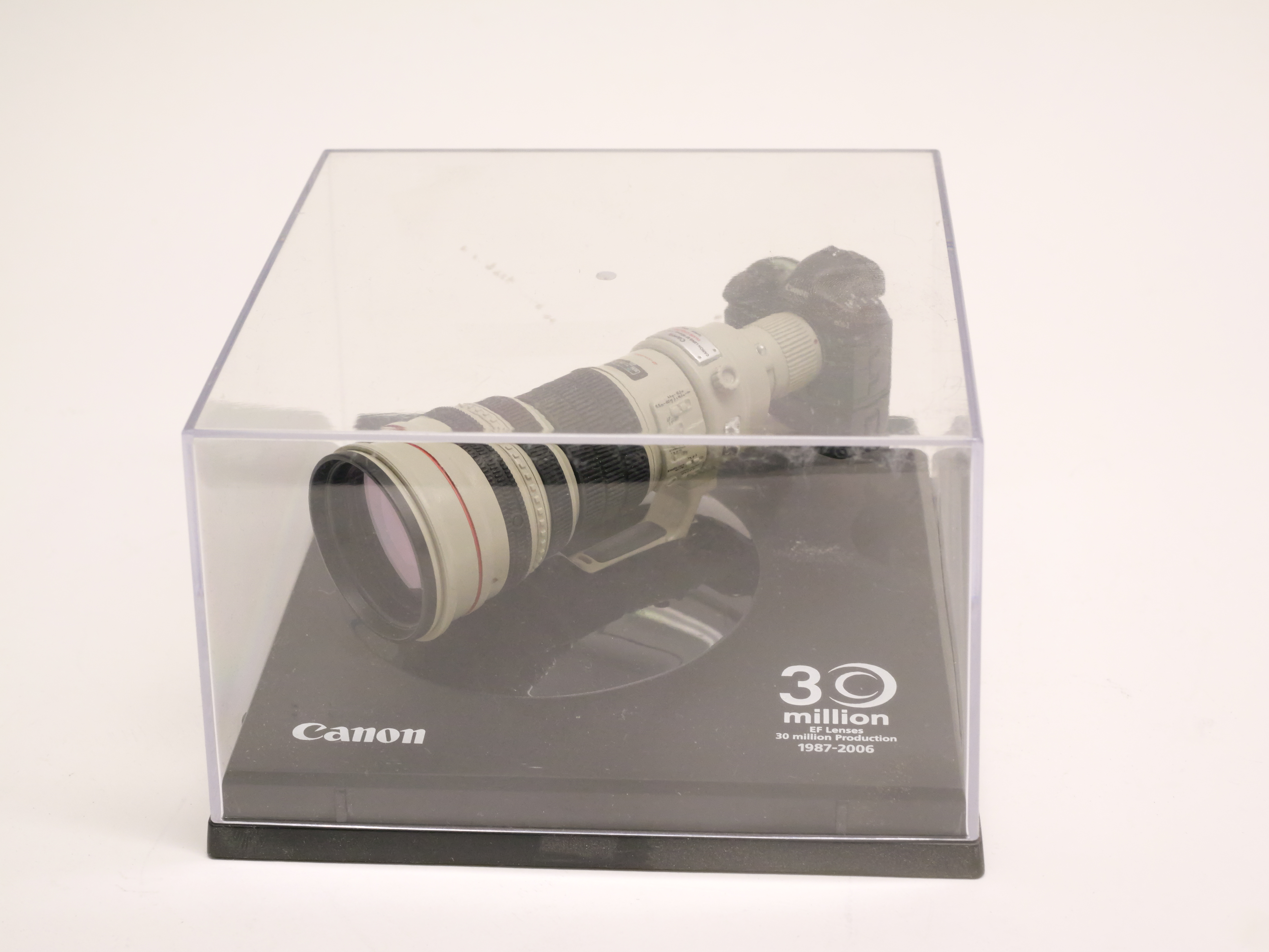 Canon Dummy 30 million EF lenses - 2