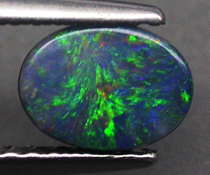 Ópalo negro de 0,68 ct, piedra preciosa de ópalo negro natural poco común