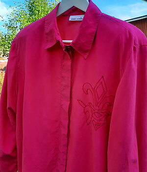 Rosa sidenblus med broderi ca storlek L, Gerry Weber Vintage