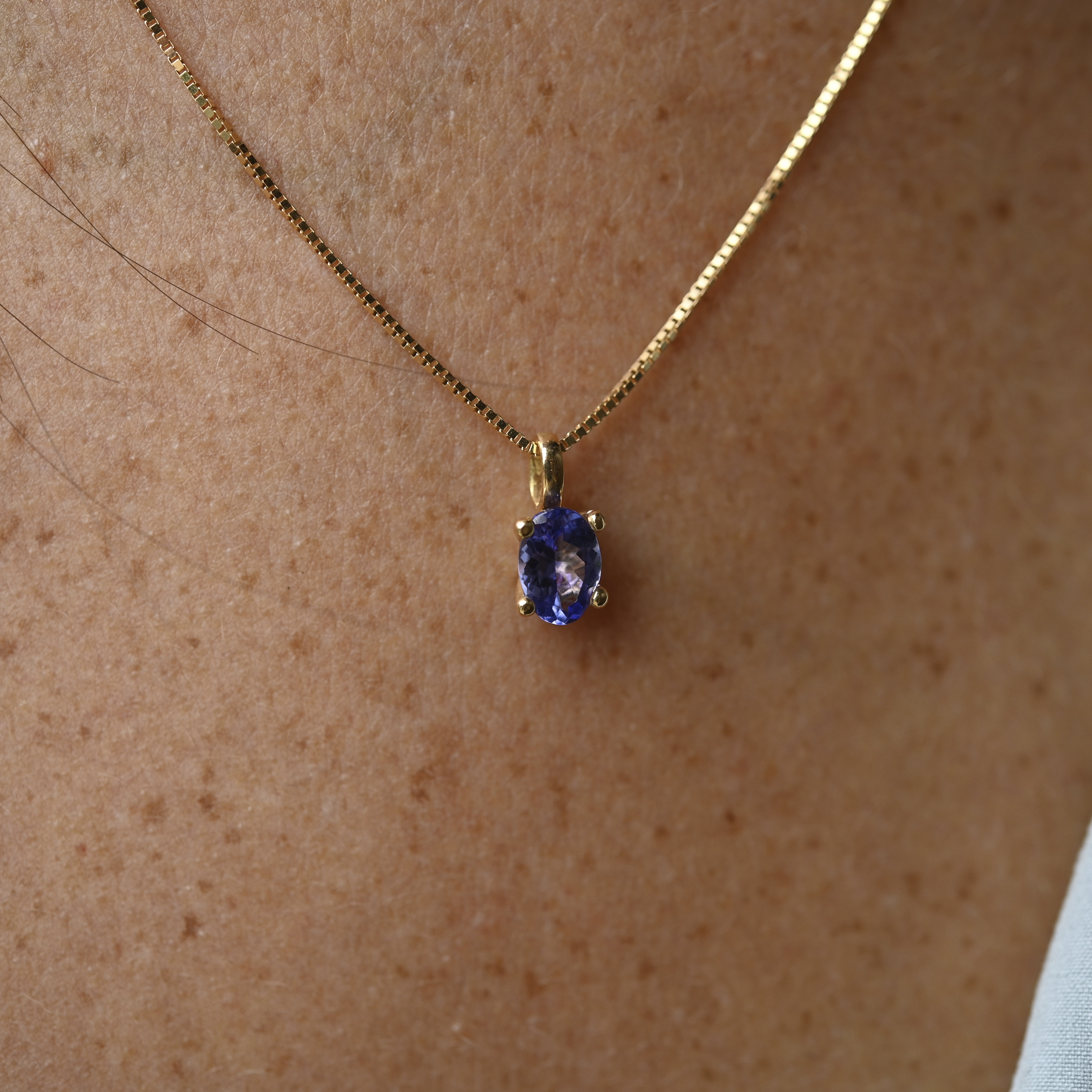 Hänge oval tanzanite guld 18 karat  - 3