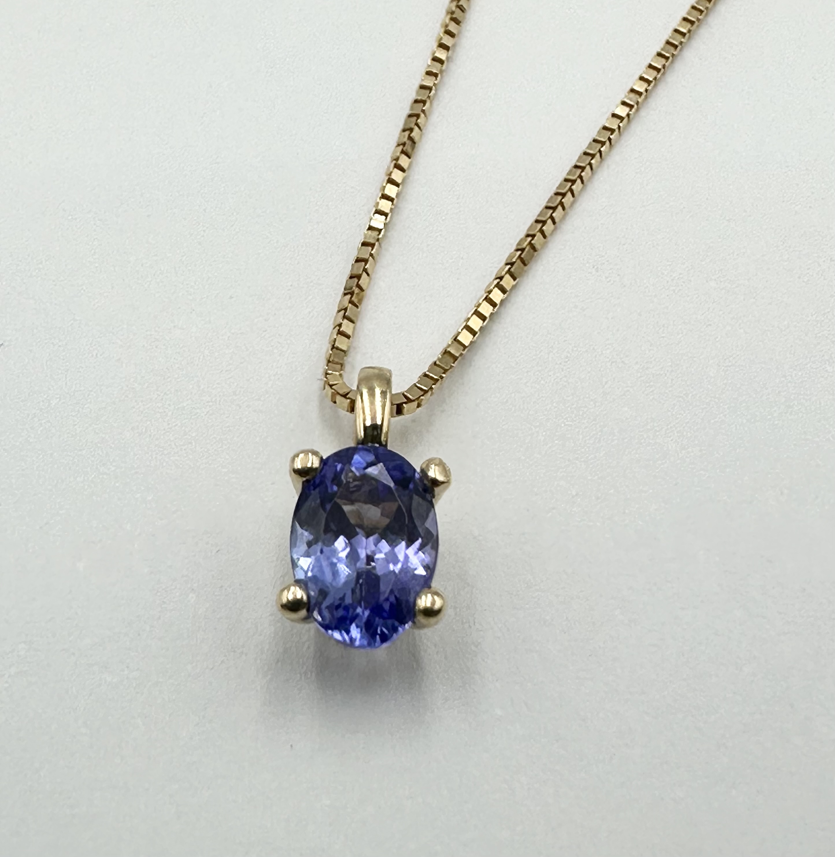Hänge oval tanzanite guld 18 karat  - 4