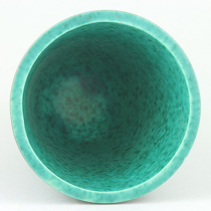 ヴィルヘルム・コーゲ  Argentaシリーズ  リーフ模様の緑色のベース  (15cm)  1959年 (2)