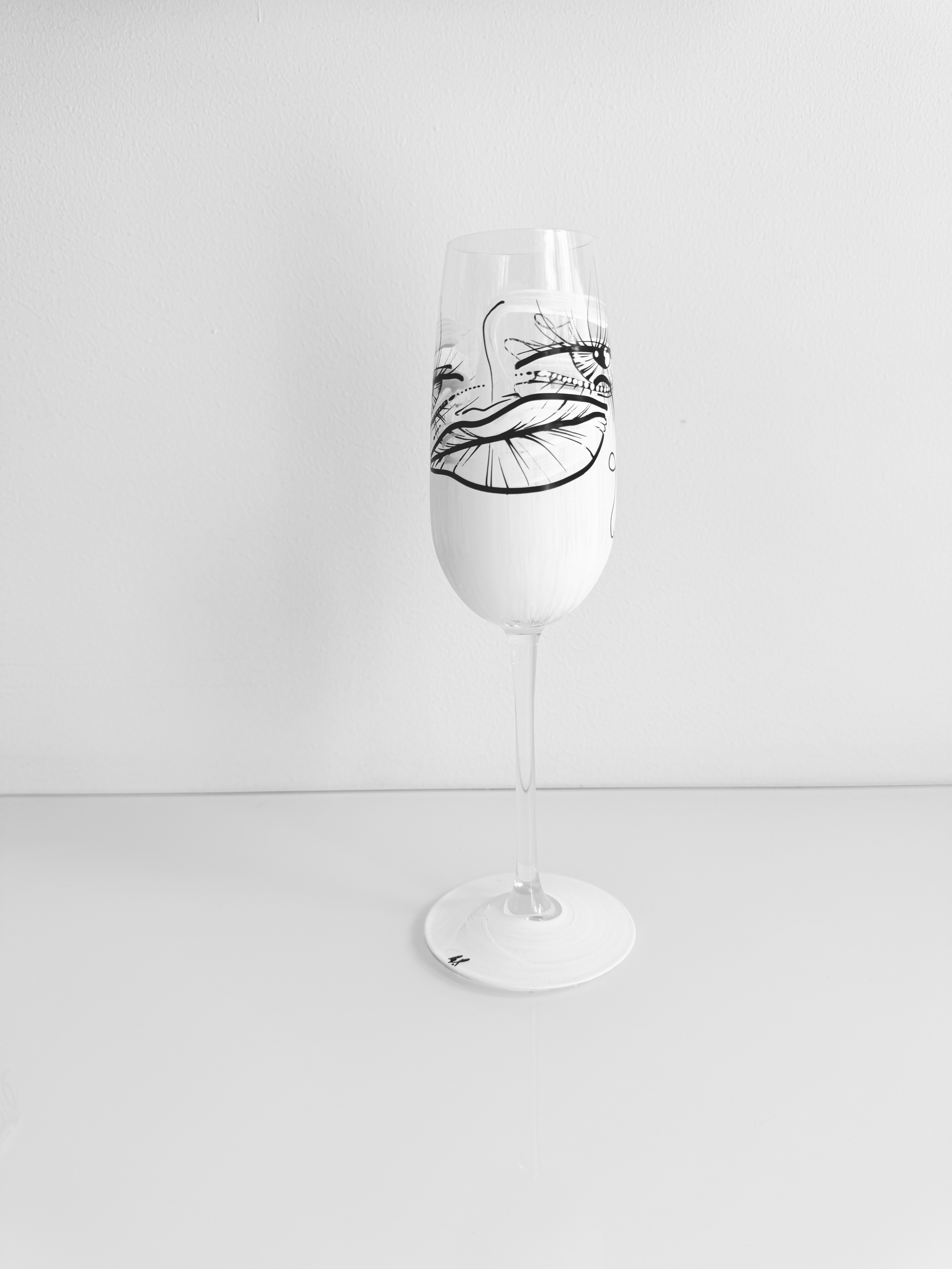 WHITÉ - 5