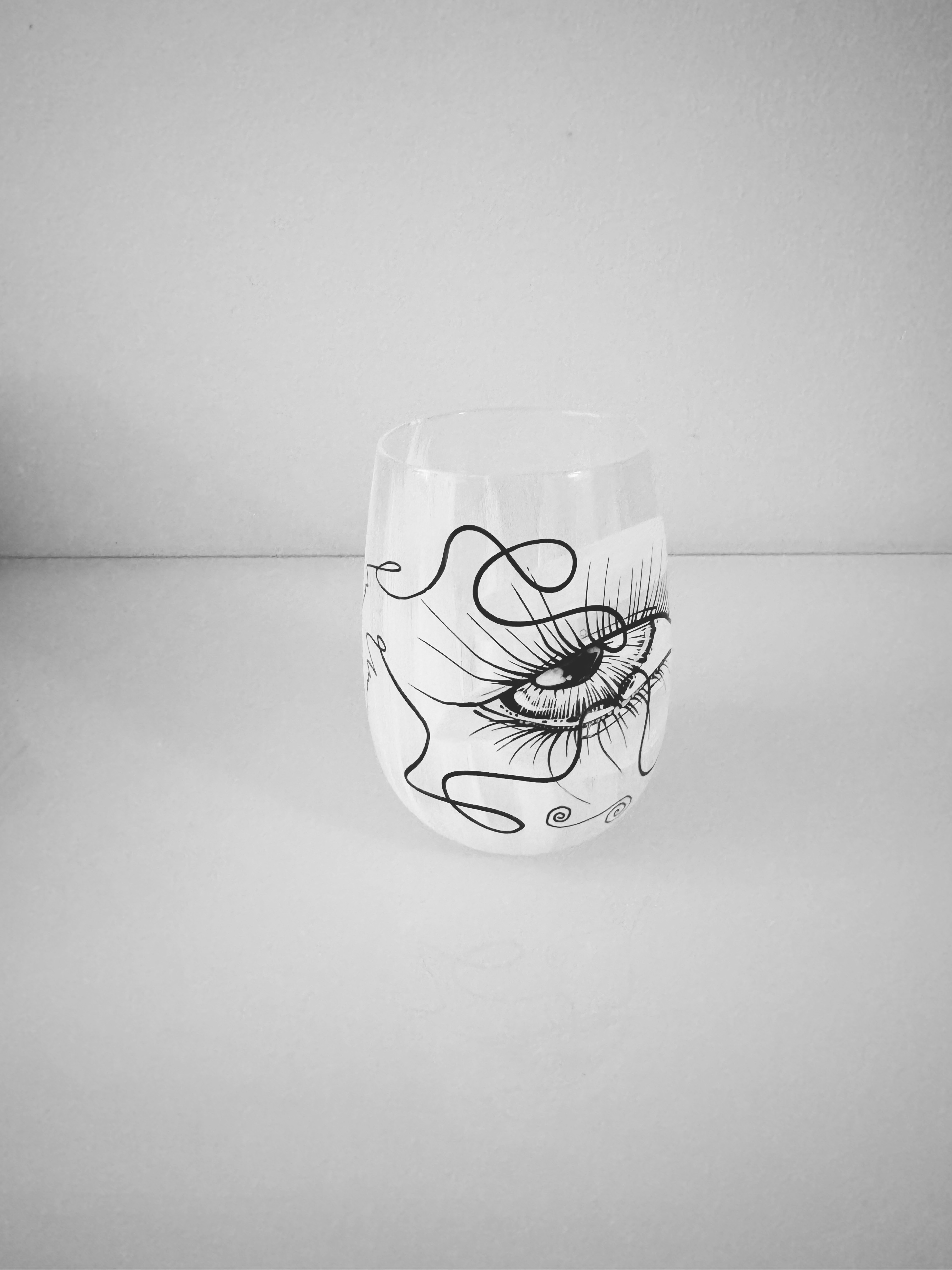 WHITÉ - 17