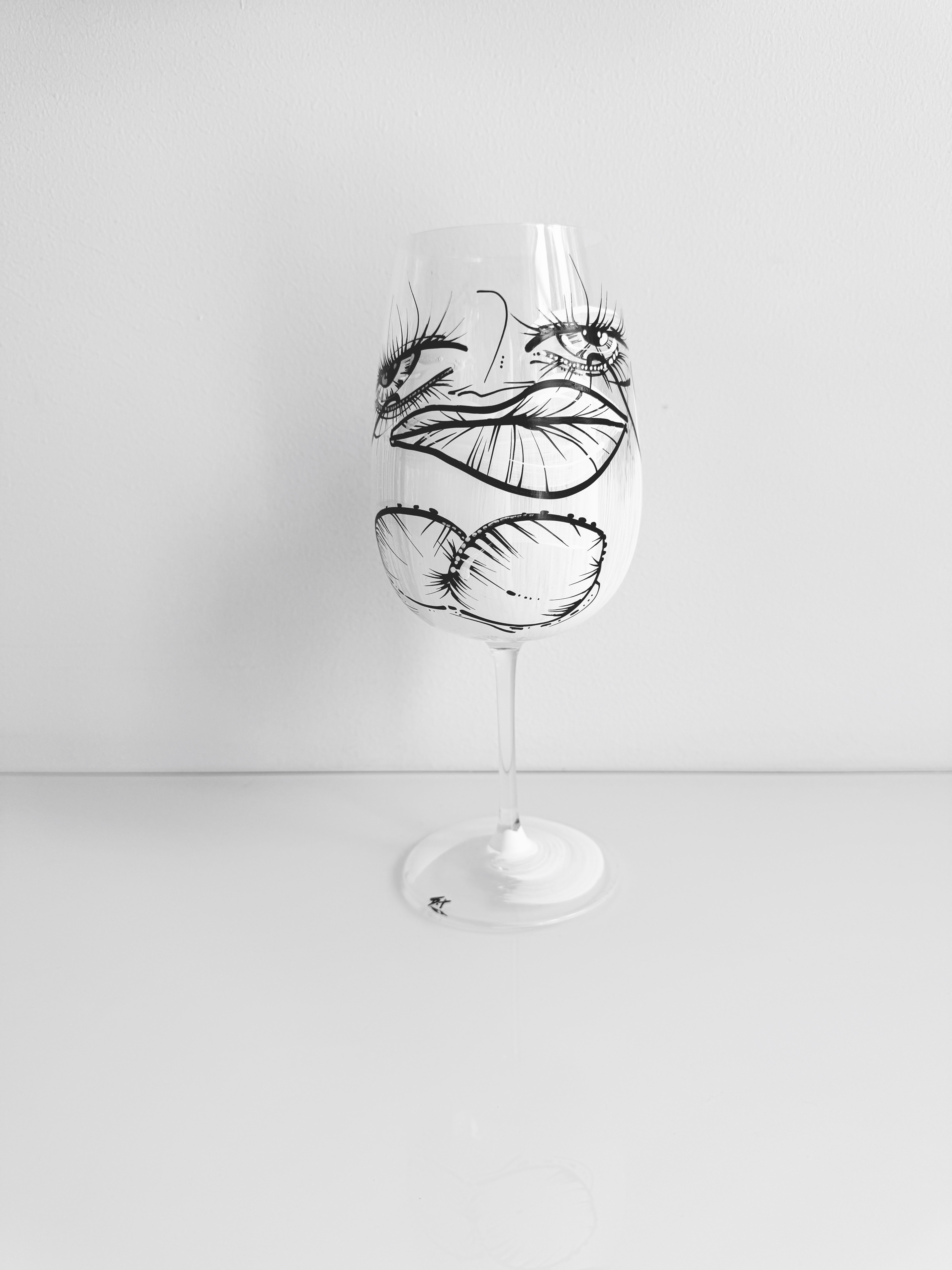 WHITÉ - 14