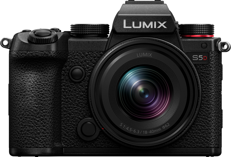 Panasonic Lumix S5D + 18-40/4.5-6.3 - 2