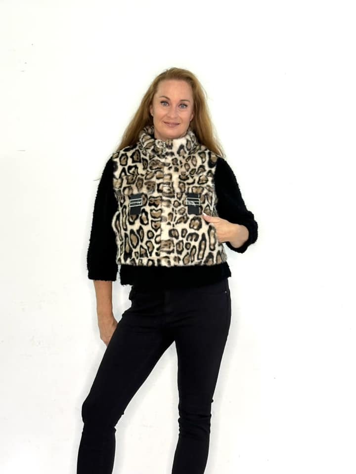 Väst / Fake Fur / Leo