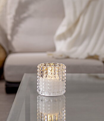 Blockljus i glas Dotty 9,5 cm. Batteriljus med timer och LED