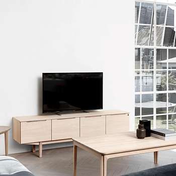SM305 TV bench - Skovby Furniture