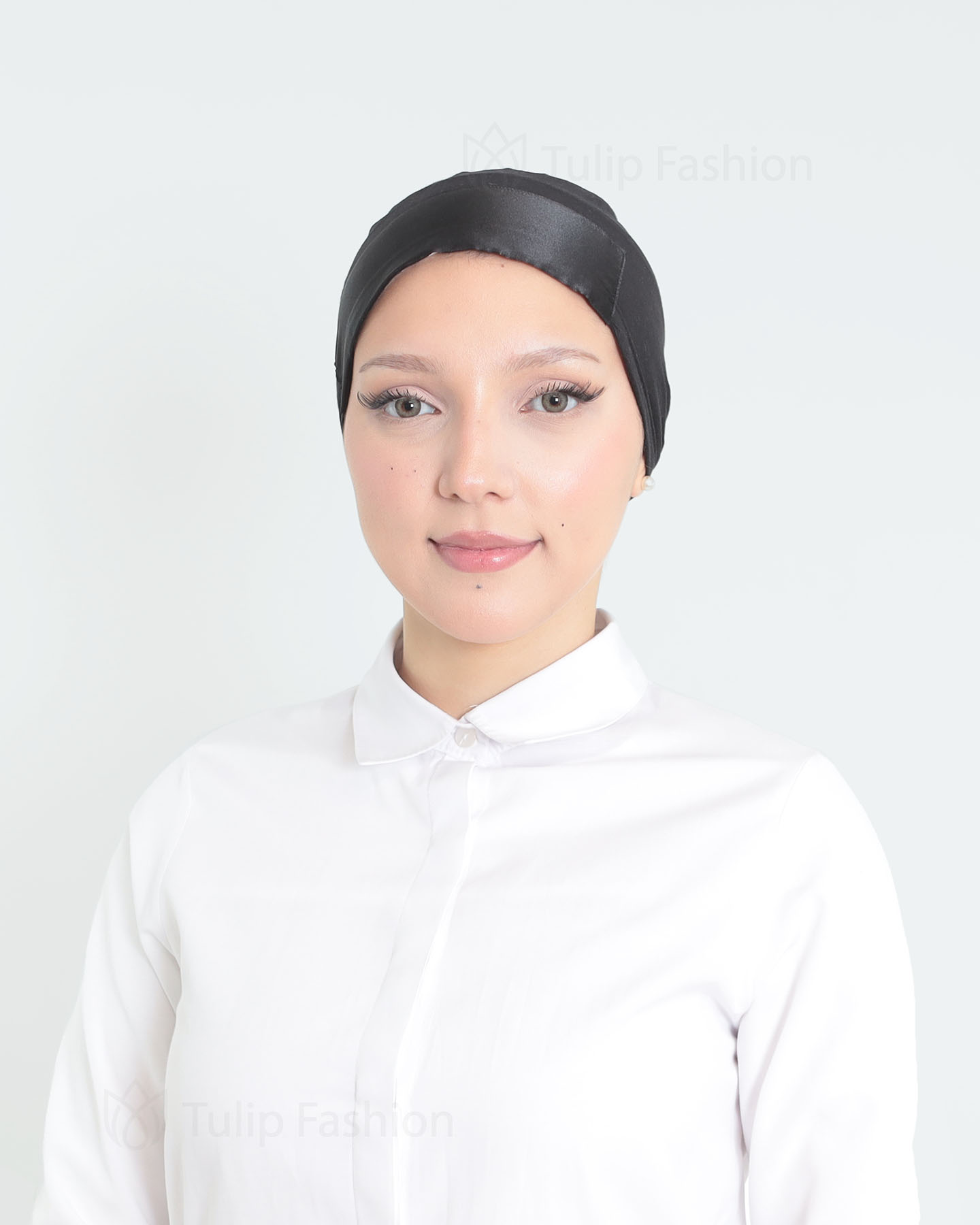 Cap - Tie-back Satin front - Black