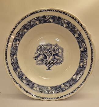 Astrid soup bowl