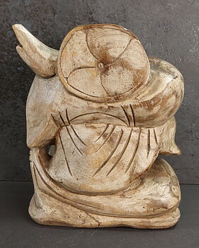 Glad Buddha, Vit Antik 