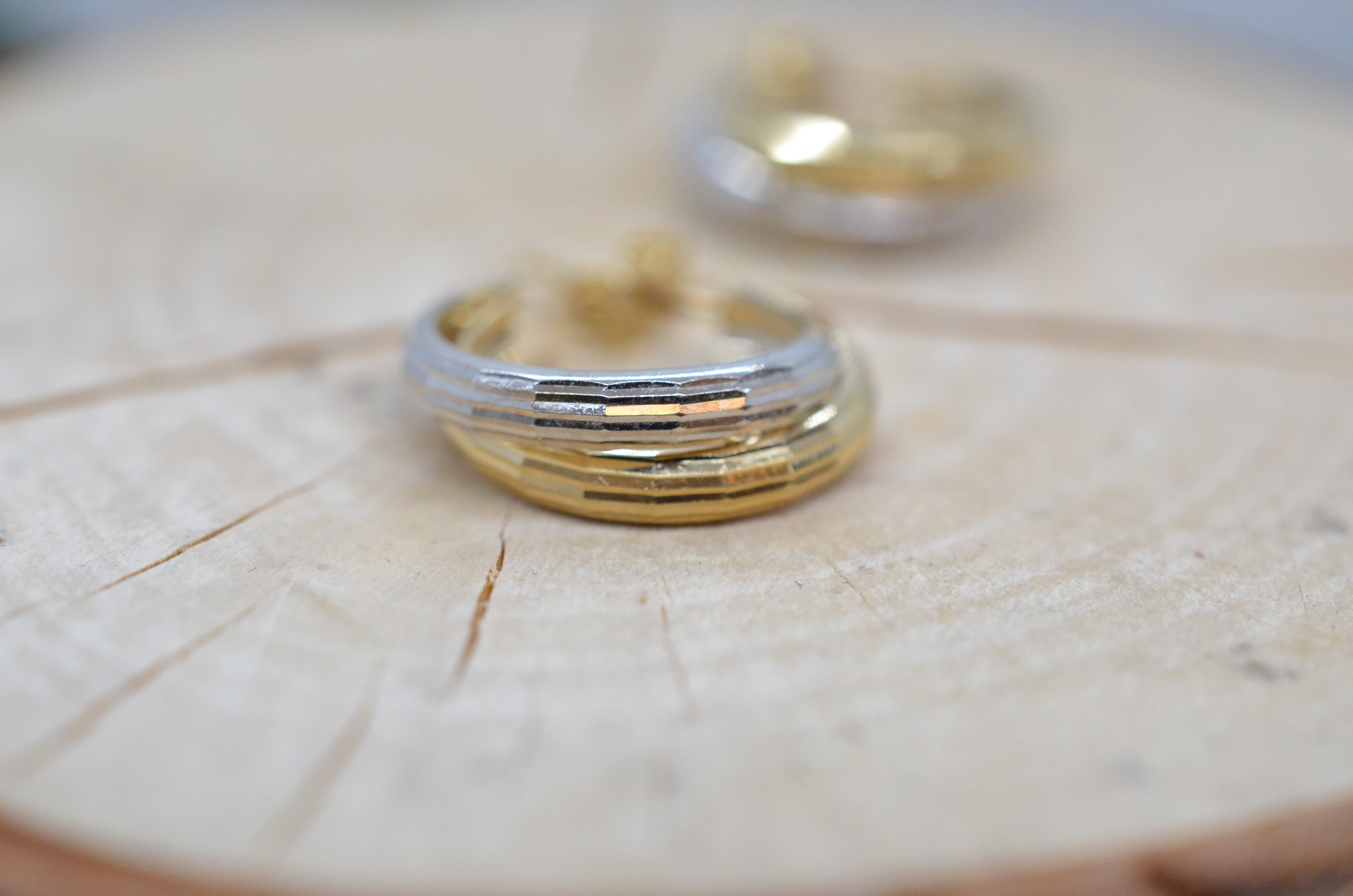 Second Hand 14k two- coloured hoops - 2
