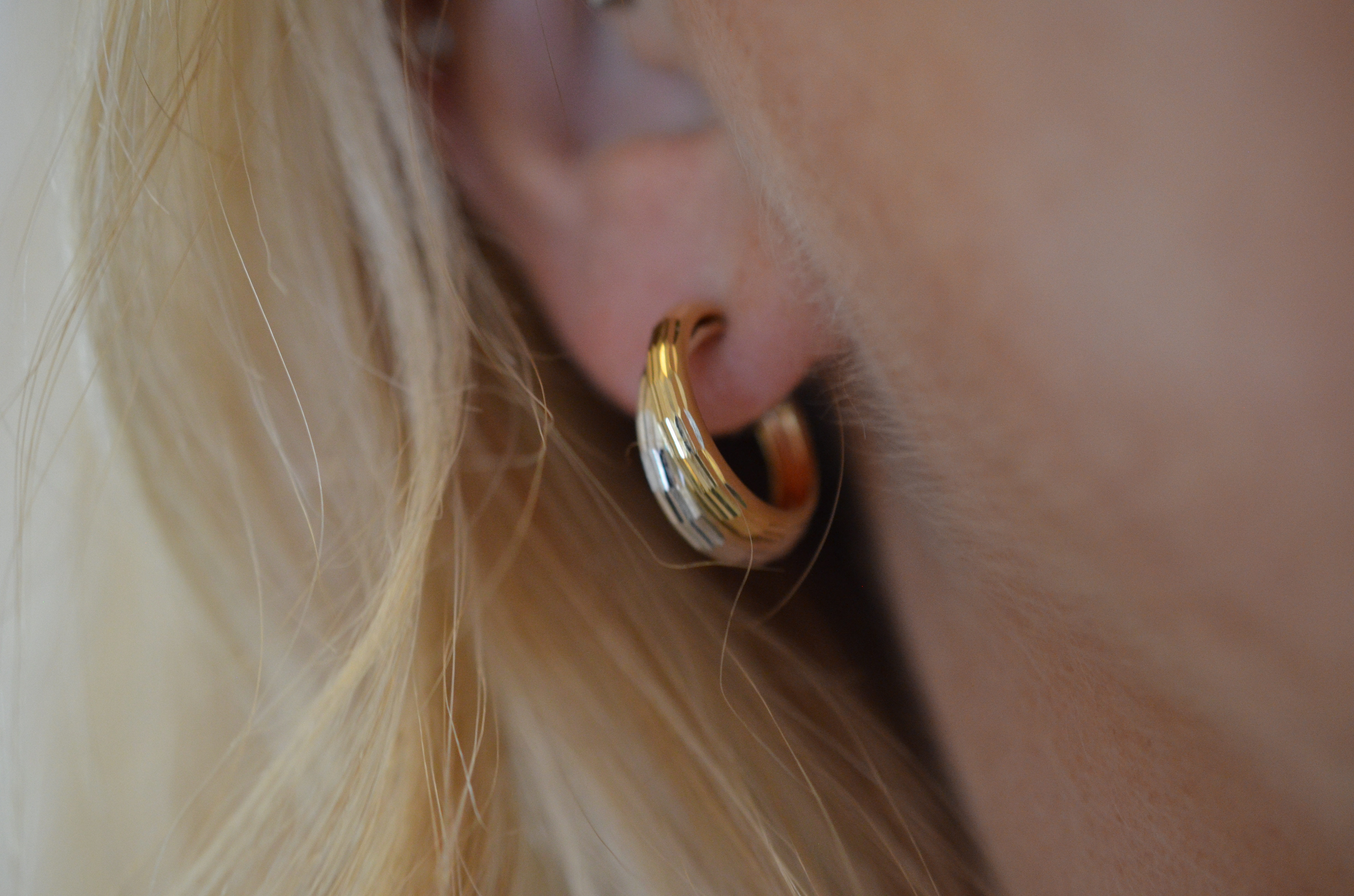 Second Hand 14k two- coloured hoops - 3