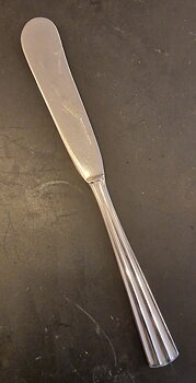 Pallas Athena butter knife
