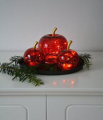 Äpple i glas röd med LED- belysning och timer M. Glasäpple 12 cm