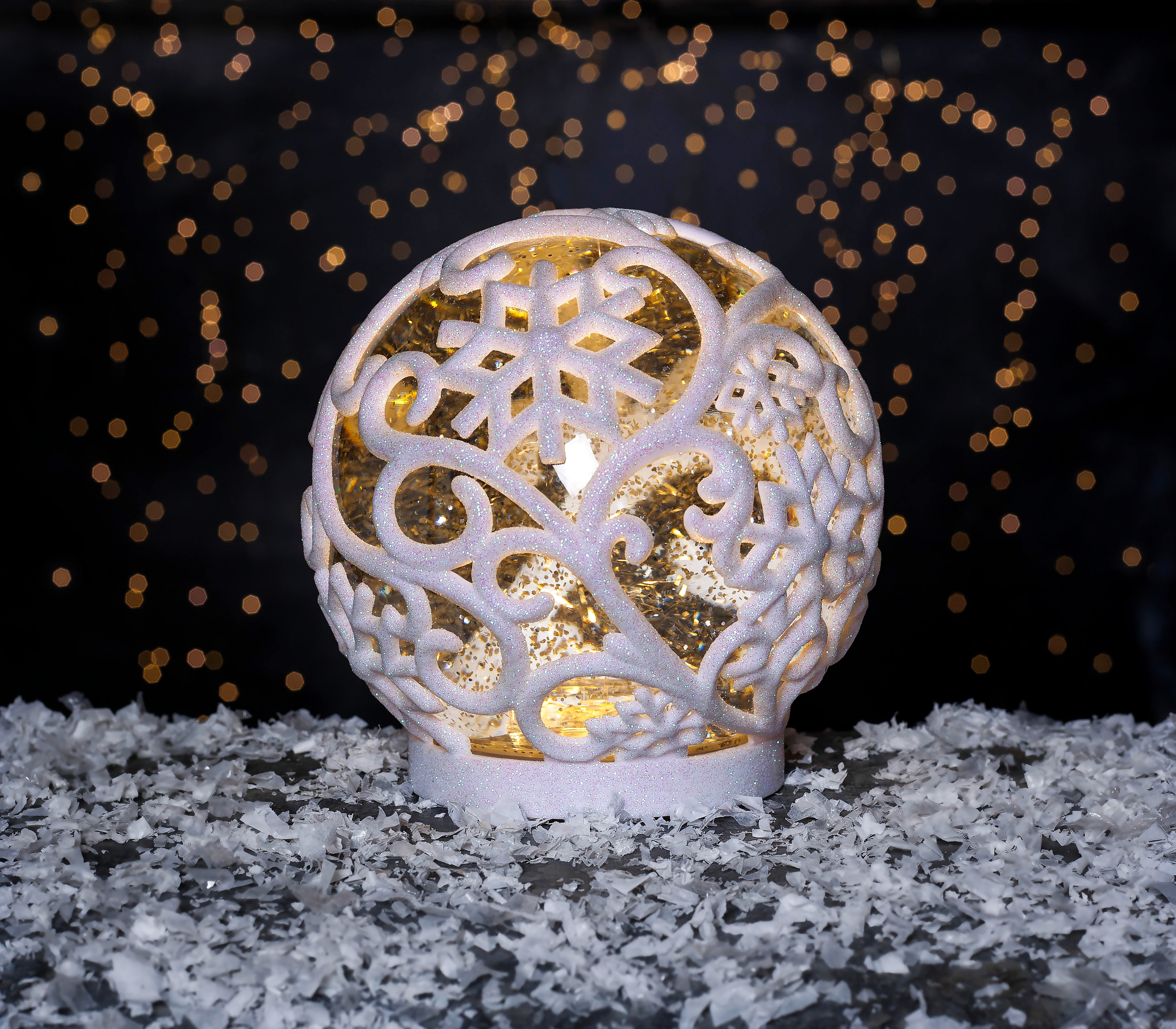 Snöglob med glitter / glitterlampa  16 cm - batteri