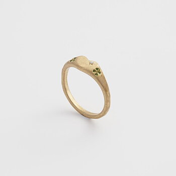 Fable Leaf & Pearl ring