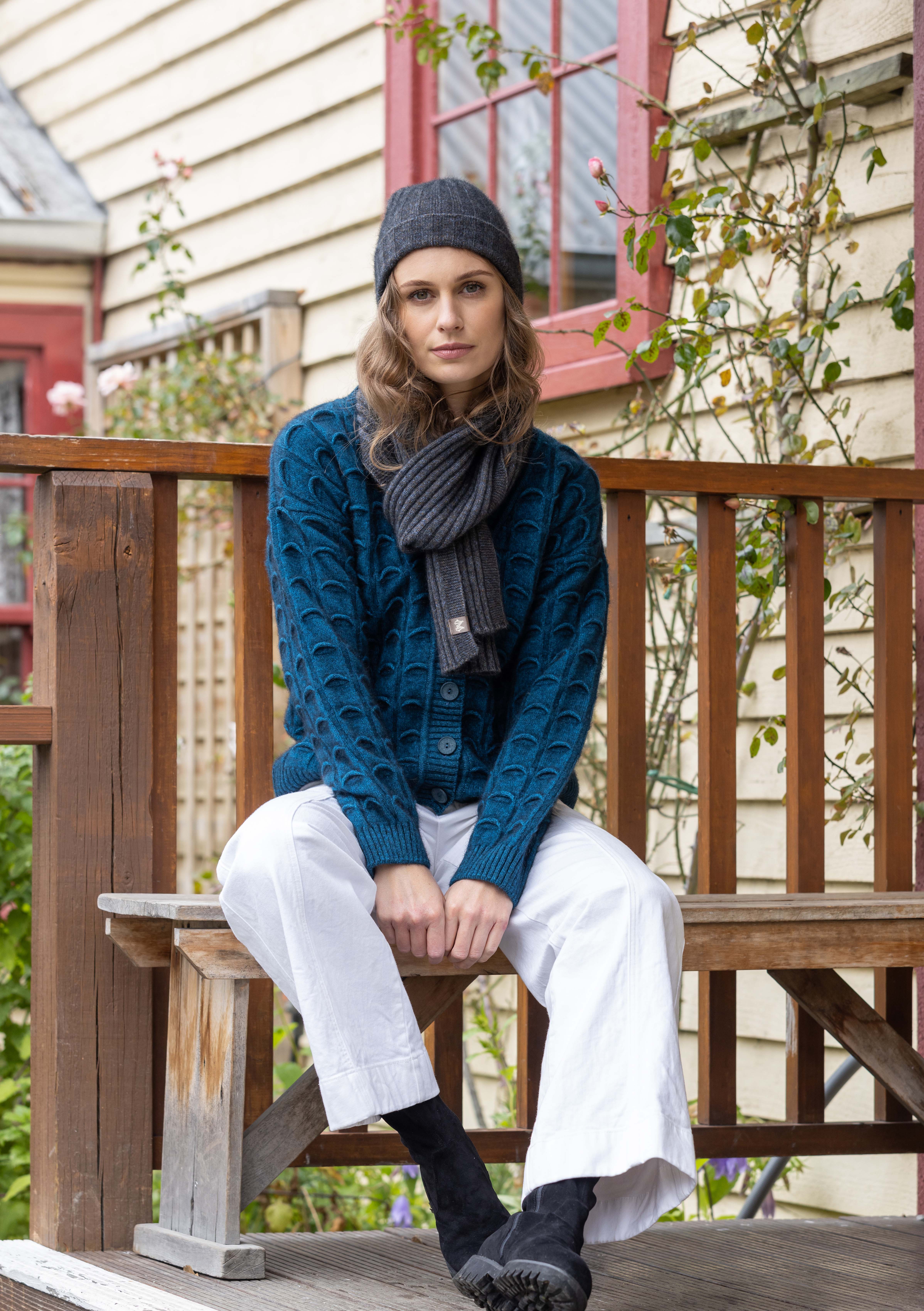 Noble Wilde Tröja i Merino/Possum, Eyelash Cardigan - 4