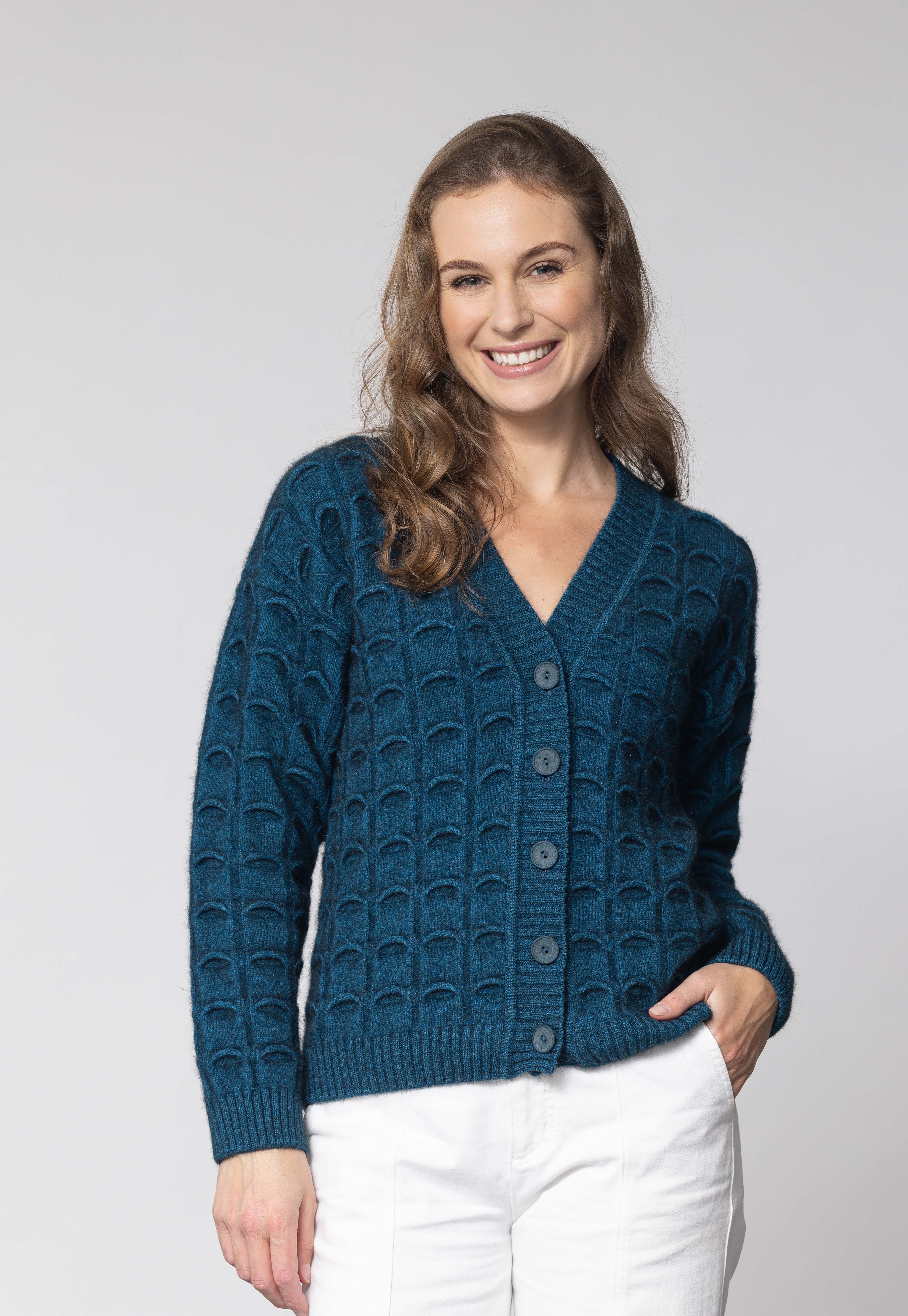 Noble Wilde Tröja i Merino/Possum, Eyelash Cardigan - 2