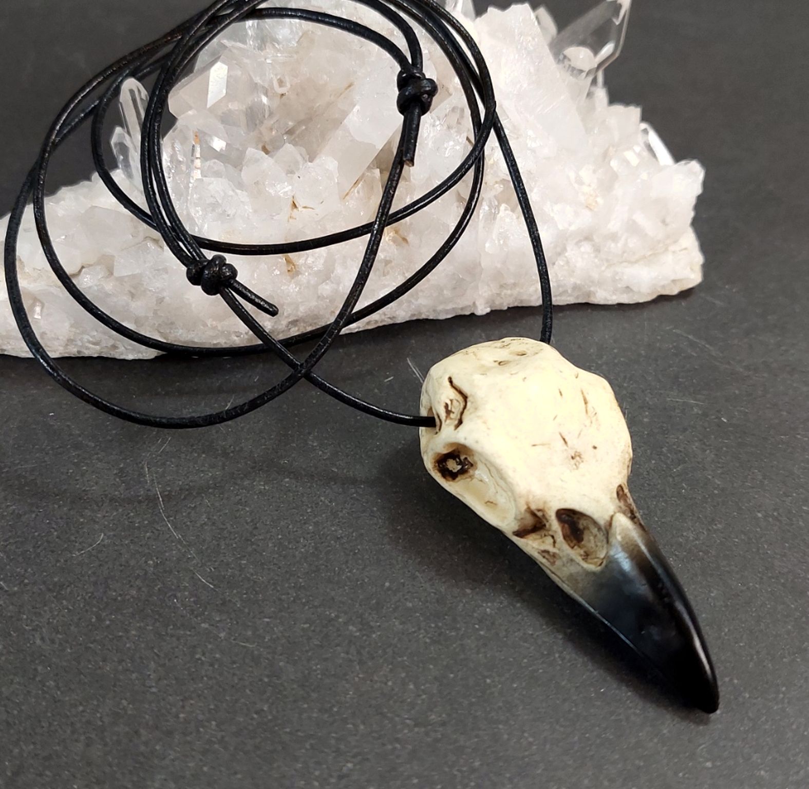 Korphuvud Halsband eller Örhängen - 5