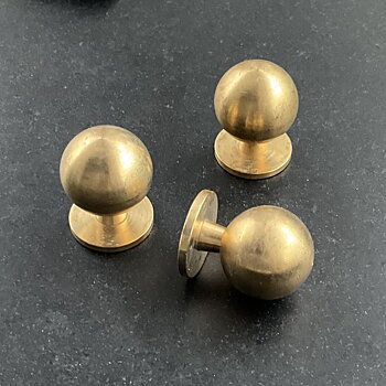 Knopp Bruno 25 - Mässing obehandlad