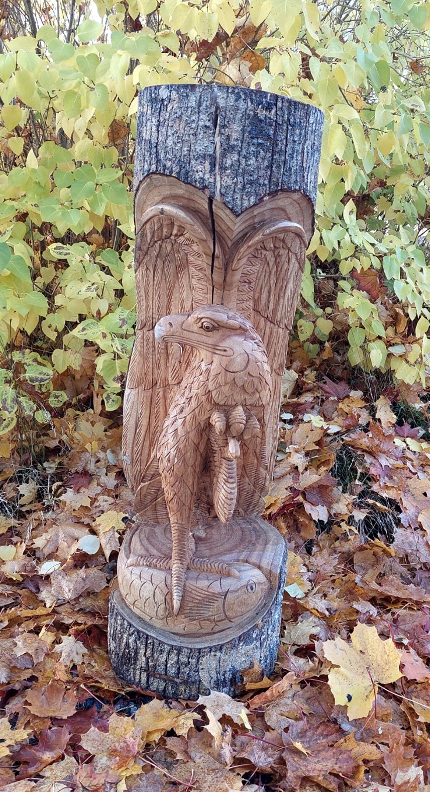 Hand snidad Örn  Staty, 100cm