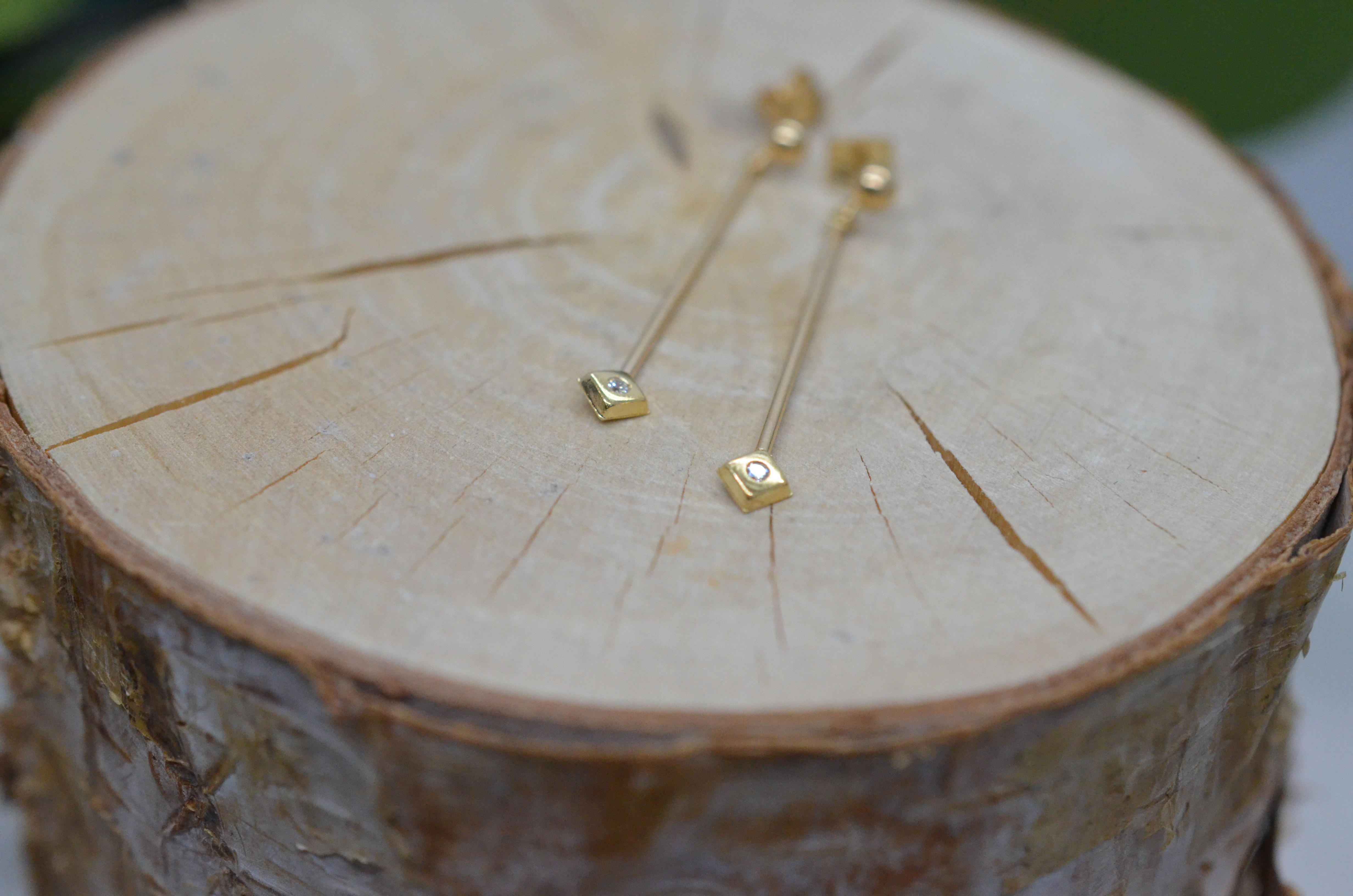 Second Hand 18k earrings with cz