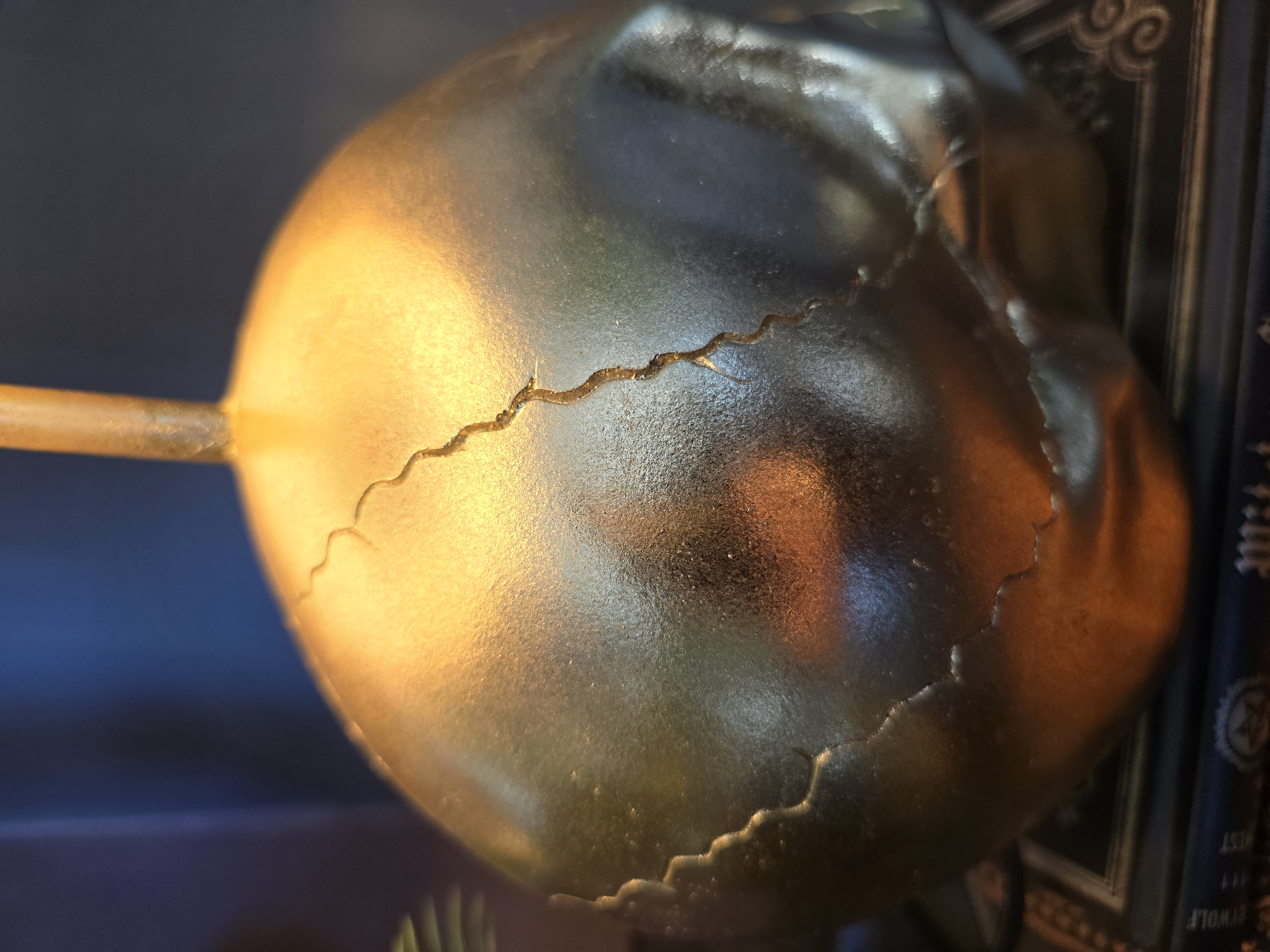 Golden Skull - Lampfot - 9