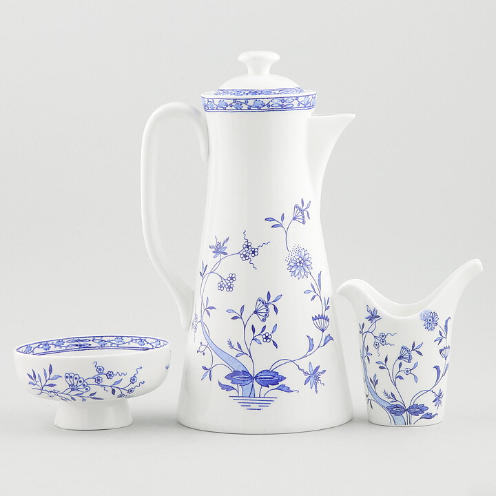 Stig Lindberg (Dresden 1962) Coffee Set with Pot, Creamer and Sugar Bowl