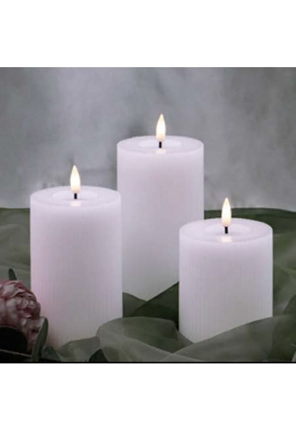 3-p blockljus LED vita räfflade. 10-15 cm. Batteriljus med timer 