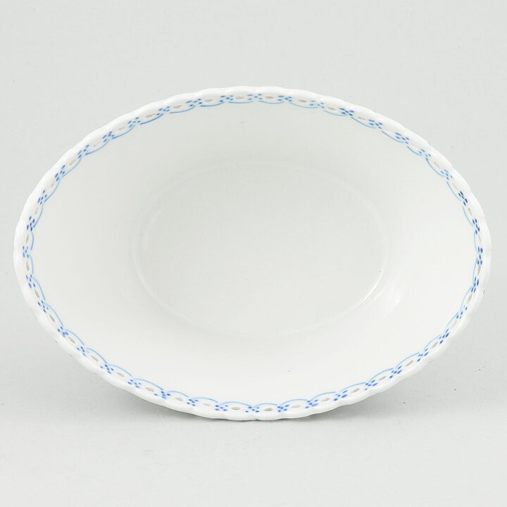 Royal Copenhagen (Blue Fluted 20th Century) Full Lace Bowl 15 cm #1177