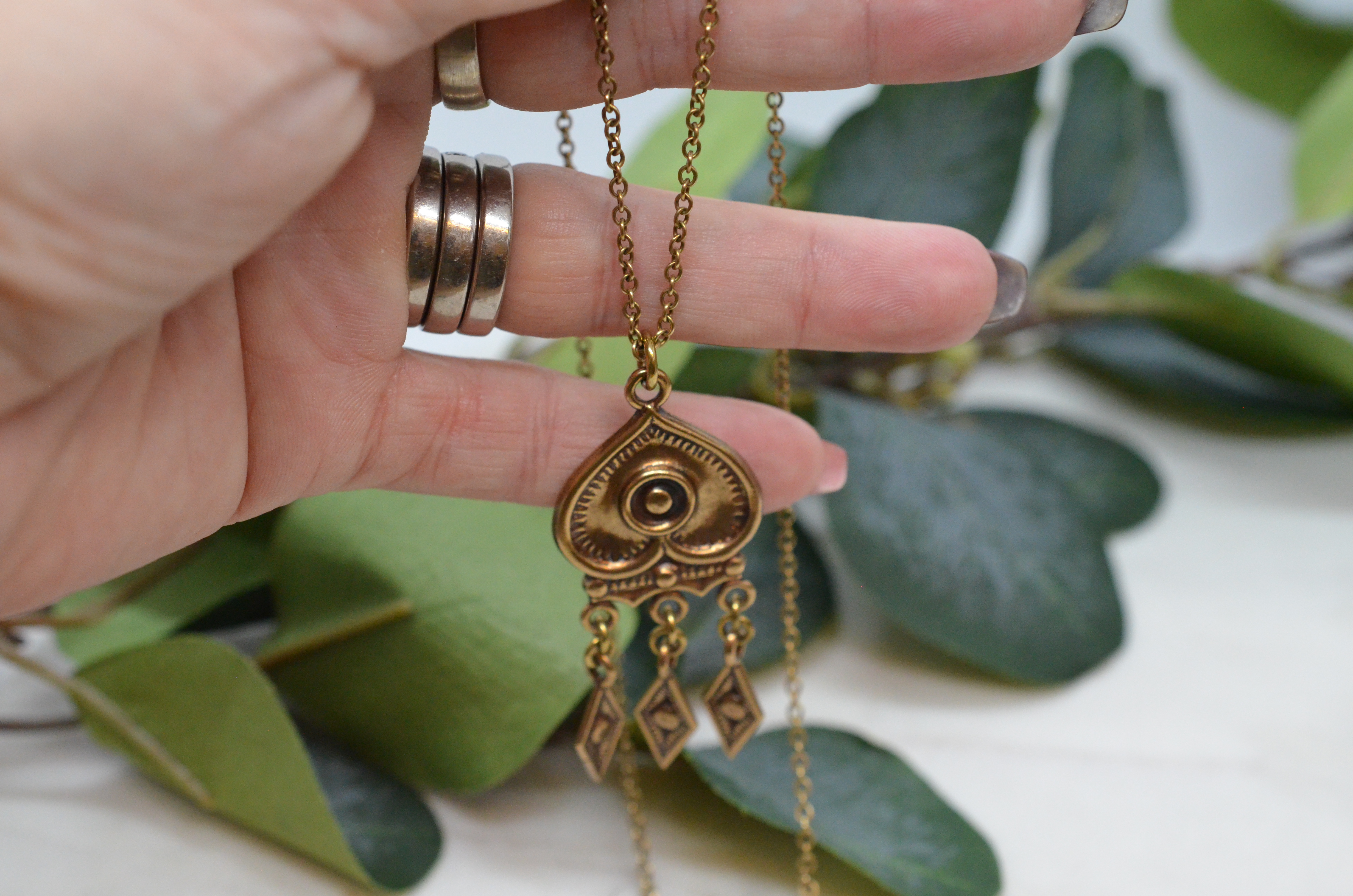 Second Hand Kalevala "Herttalethi", halsband i brons - 3