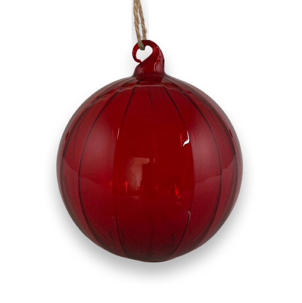 Hanging Christmas bauble - Glass bauble - Christmas tree bauble - Ornament - Glass - Clear red - Patterned - 10x11 cm