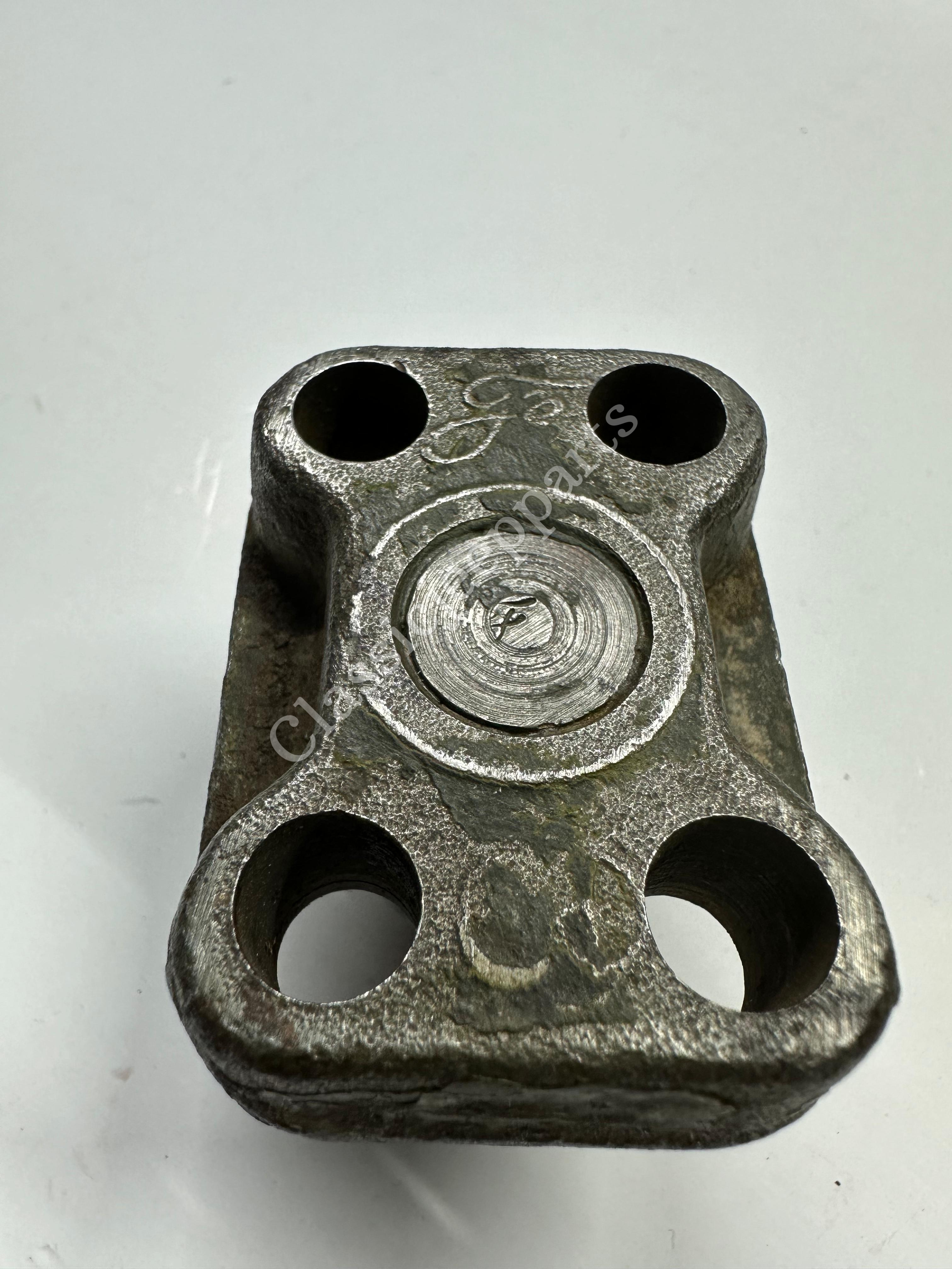 GPW King pin bearing cap
