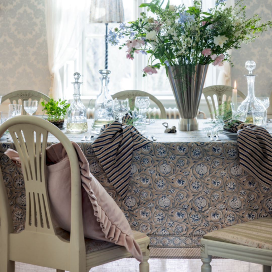 Chamois Tablecloth Tangier Pomegranate Beige &amp; Blue - 3