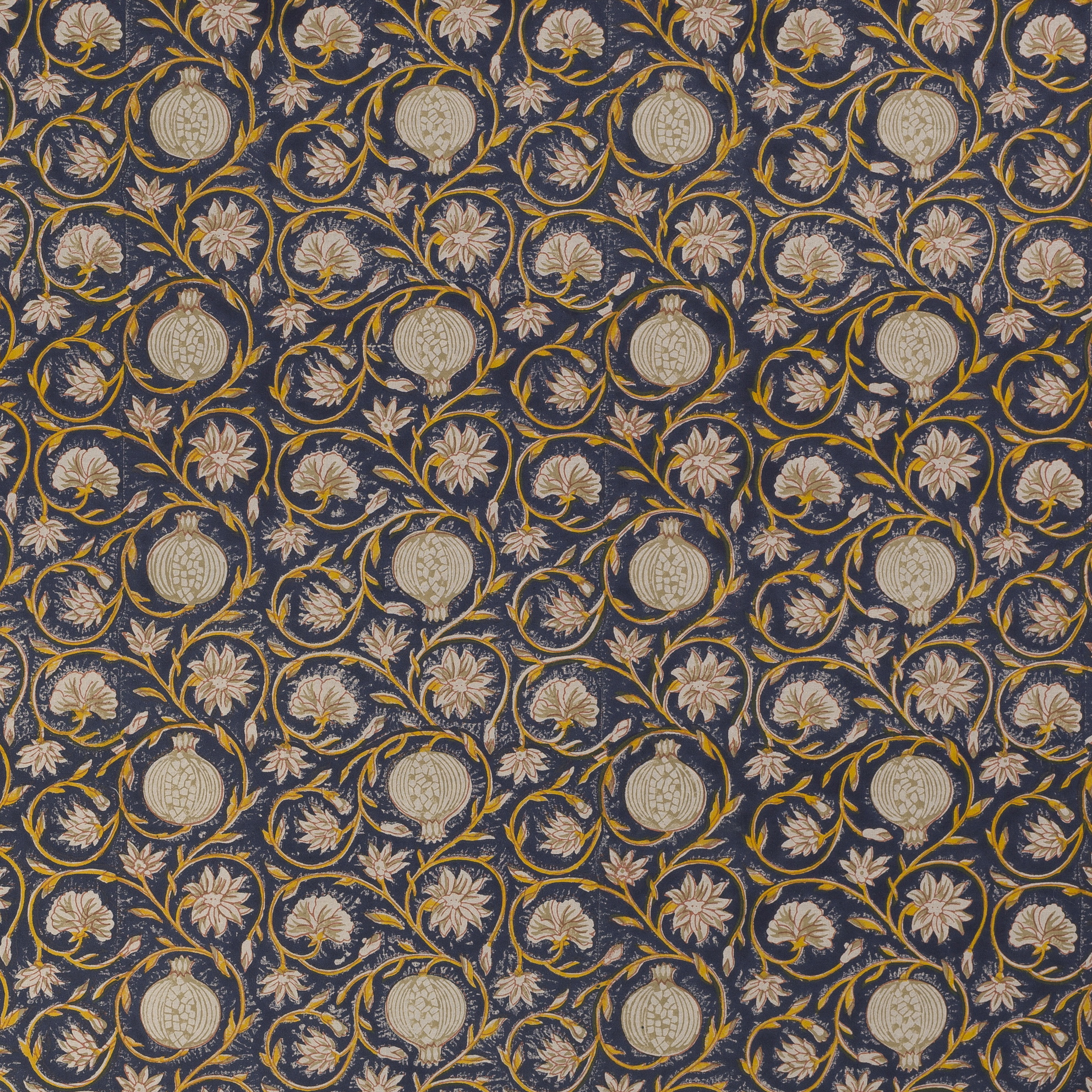 Chamois Round Cloth Tangier Pomegranate Dark Blue & Ochre 220cm