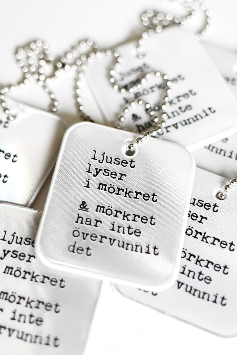 Mjuk reflex: Ljuset lyser i mörkret  - 3