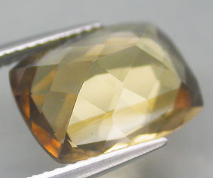 Piedra preciosa de topacio imperial natural rara sin tratar de 7,09 ct - 2