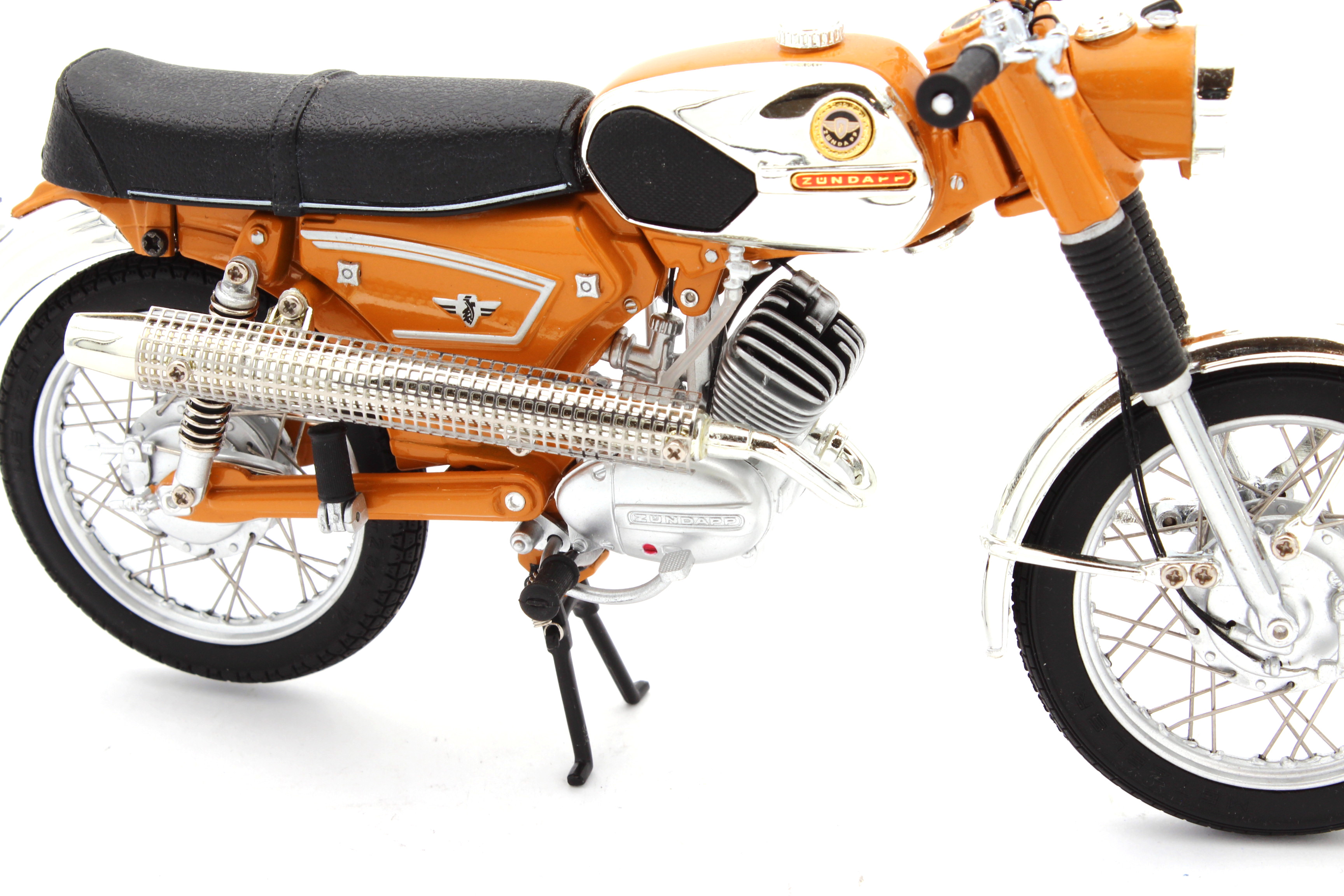 Zundapp KS50 SS, Schuco 1:10 modell - 4
