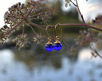 UDDEN MIDNIGHT - blue earrings hook gold plated