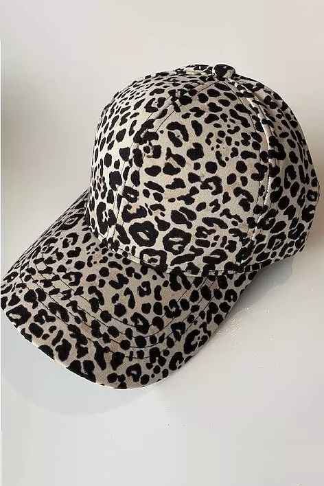 Qnuz -  Rie Leo cap