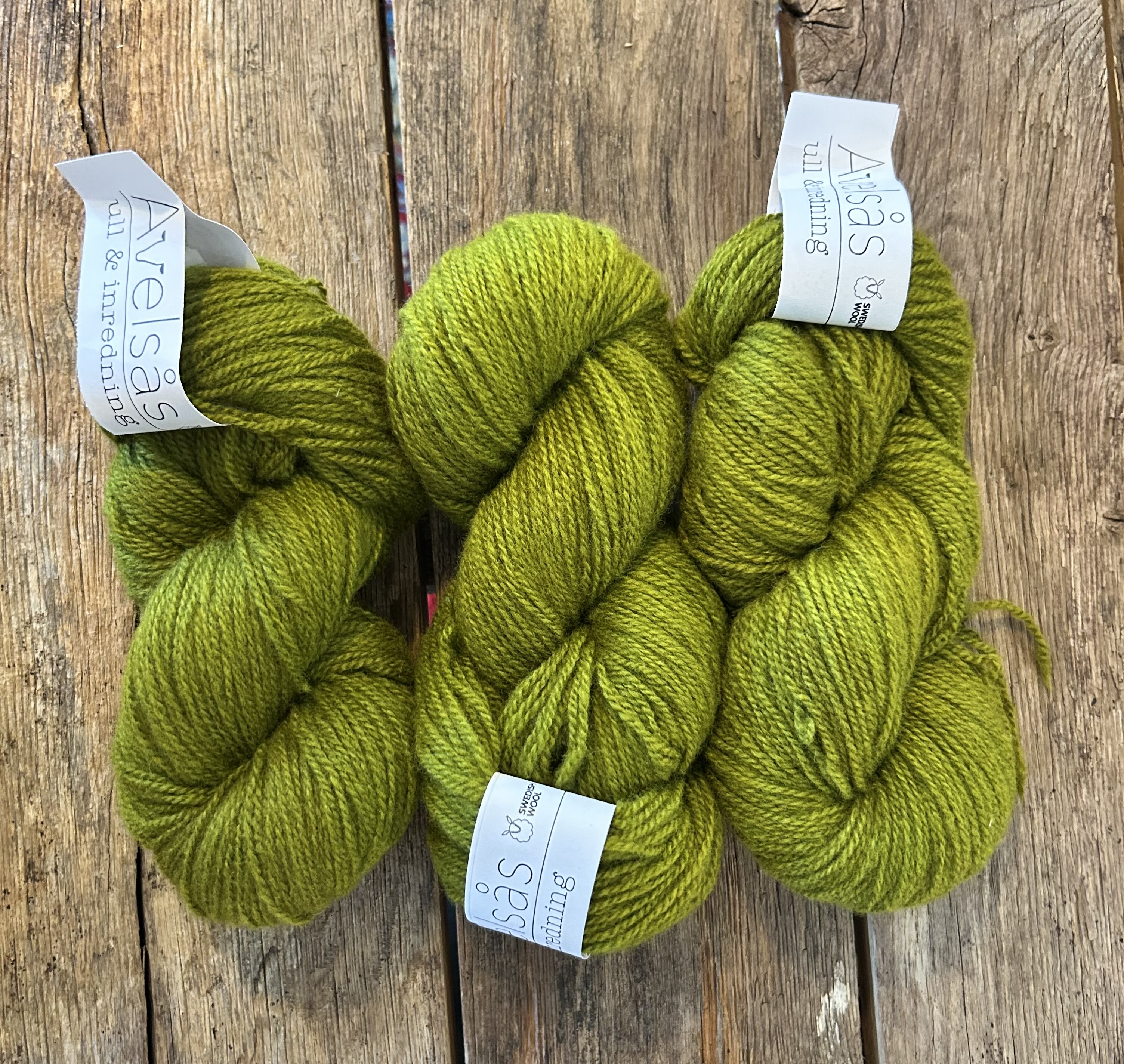 Celery 2-ply Jämtland yarn